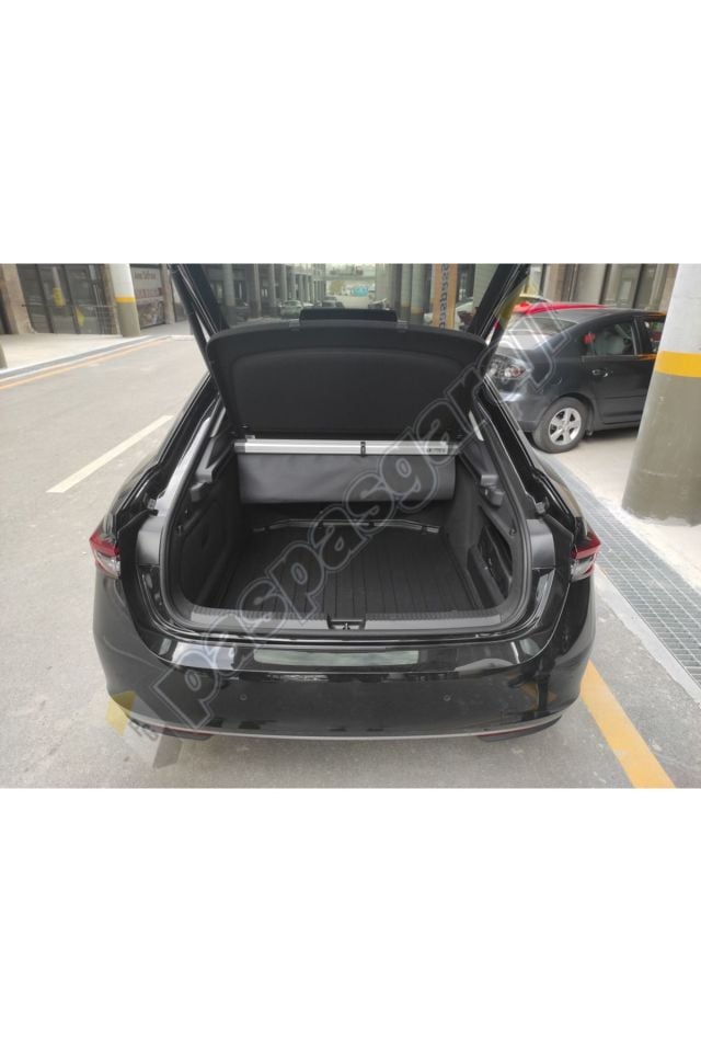 Yeni Skoda Superb Bagaj Havuzu, 2024- Sonrası