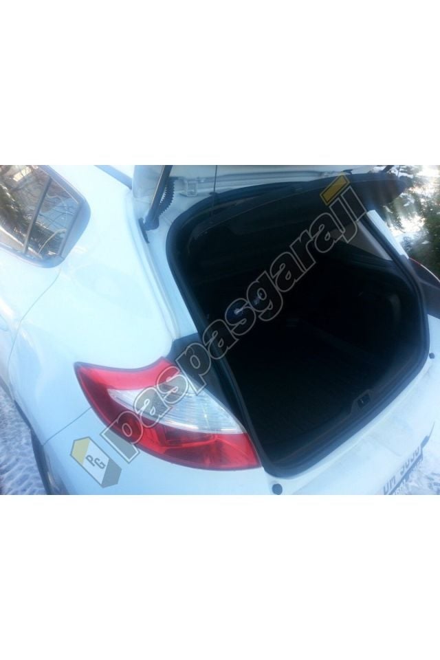 Renault Megane 3 Hb 2009-2015 Yılları Arası Bagaj Havuzu